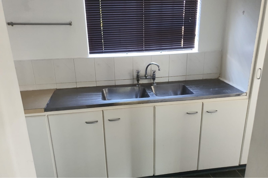 To Let commercial Property for Rent in Newton Park Eastern Cape